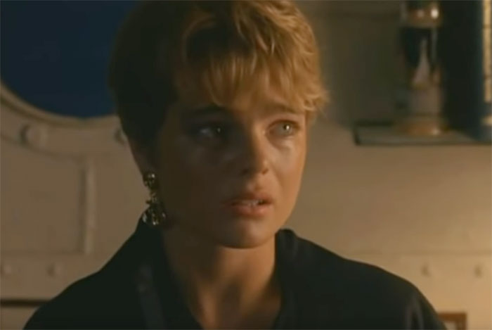 erika eleniak under siege