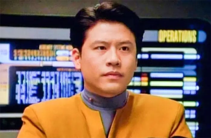 asian star trek voyager