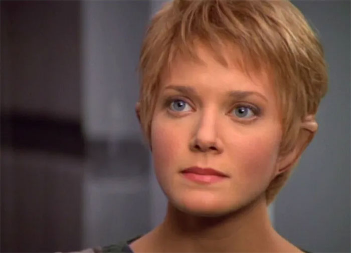 Jennifer Lien - Star Trek Voyager