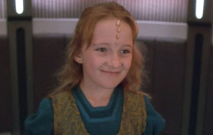 Scarlett Pomers - Star Trek Voyager