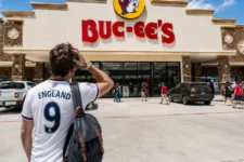 30 World Cup Visitors Reveal the Things About America That Surprised Them foreigner
